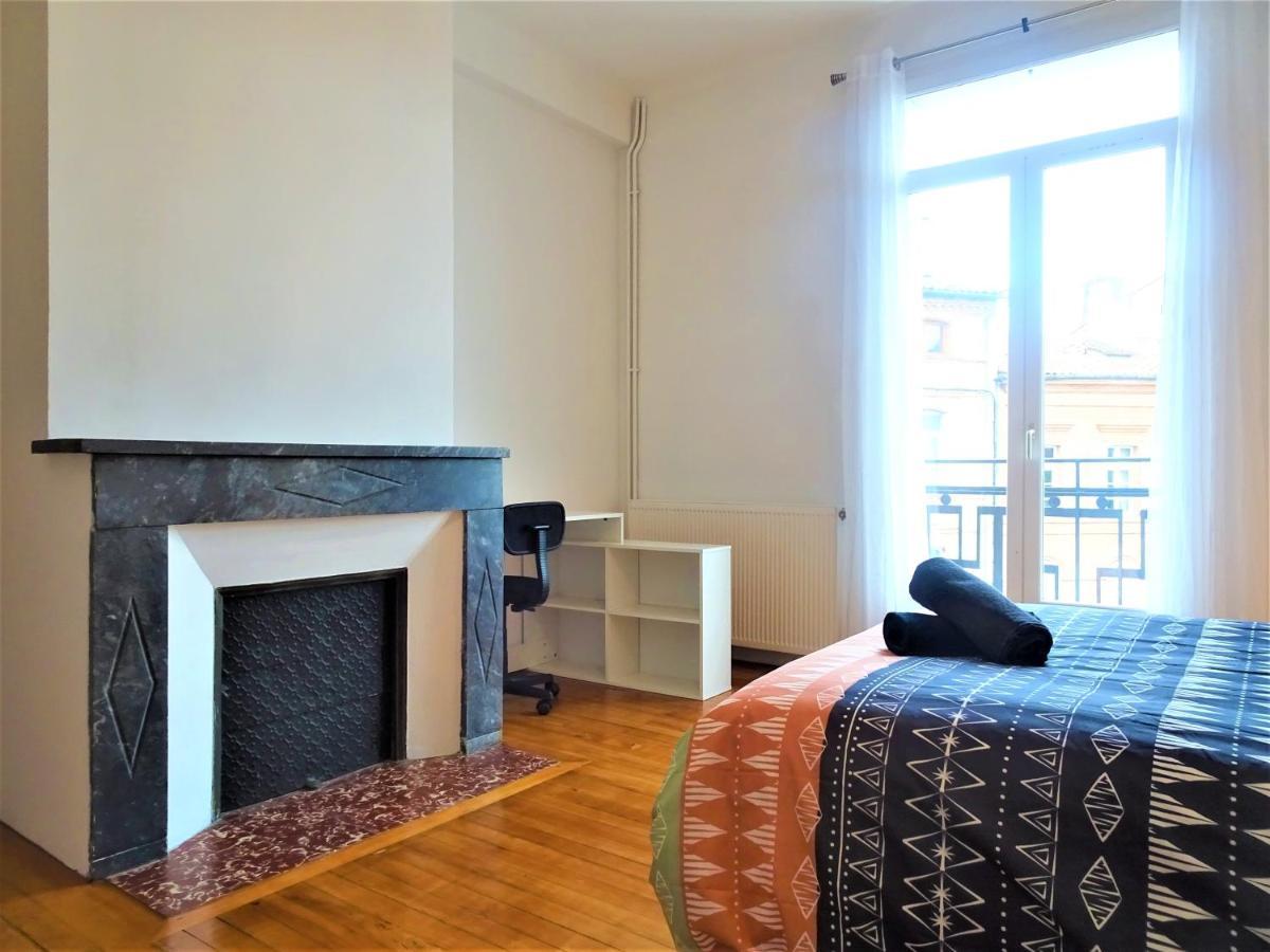 Chambre Privee Et Spacieuse Au Sein D'Un Logement Partage - Central, Quartier Villebourbon - 3 Chambres Doubles - 2 Balcons - Places De Stationnements Gratuites - 5 Min A Pied Gare Et Hypercentre Montauban Kültér fotó