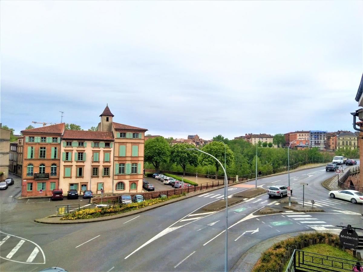 Chambre Privee Et Spacieuse Au Sein D'Un Logement Partage - Central, Quartier Villebourbon - 3 Chambres Doubles - 2 Balcons - Places De Stationnements Gratuites - 5 Min A Pied Gare Et Hypercentre Montauban Kültér fotó